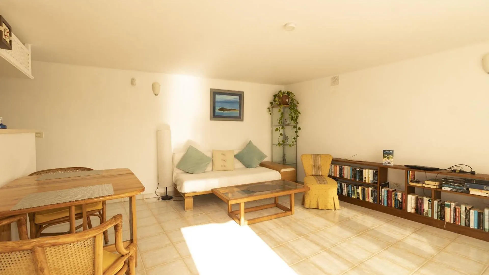 Luxury Villa Alfred Puerto del Carmen  İspanya