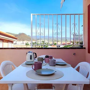los-cristianos-heated-pool-wi-fi-free.tenerifehoteles.net/