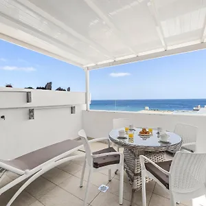 Stunning 2 Bedroom Duplex Close To Main With Seaviews Puerto del Carmen (Lanzarote)