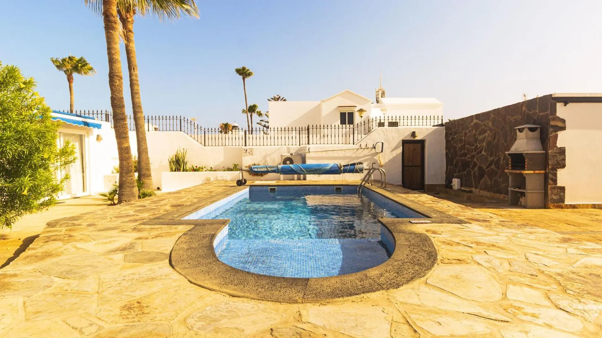 Luxury Villa Alfred Puerto del Carmen  0*, Puerto del Carmen (Lanzarote)